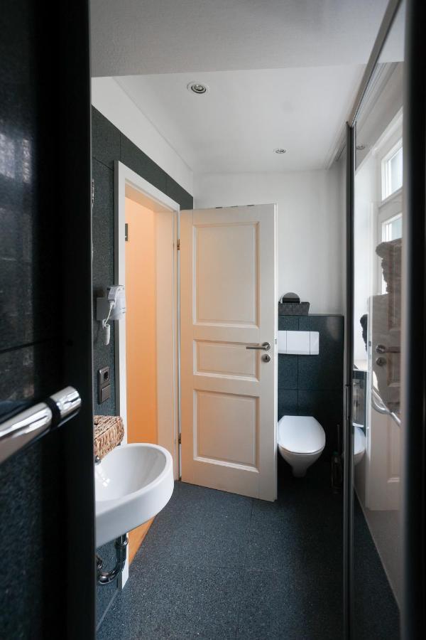 Loft13 Traumhafte Wohnung Mit Terrasse Fuer 8 Gaeste Monschau Esterno foto