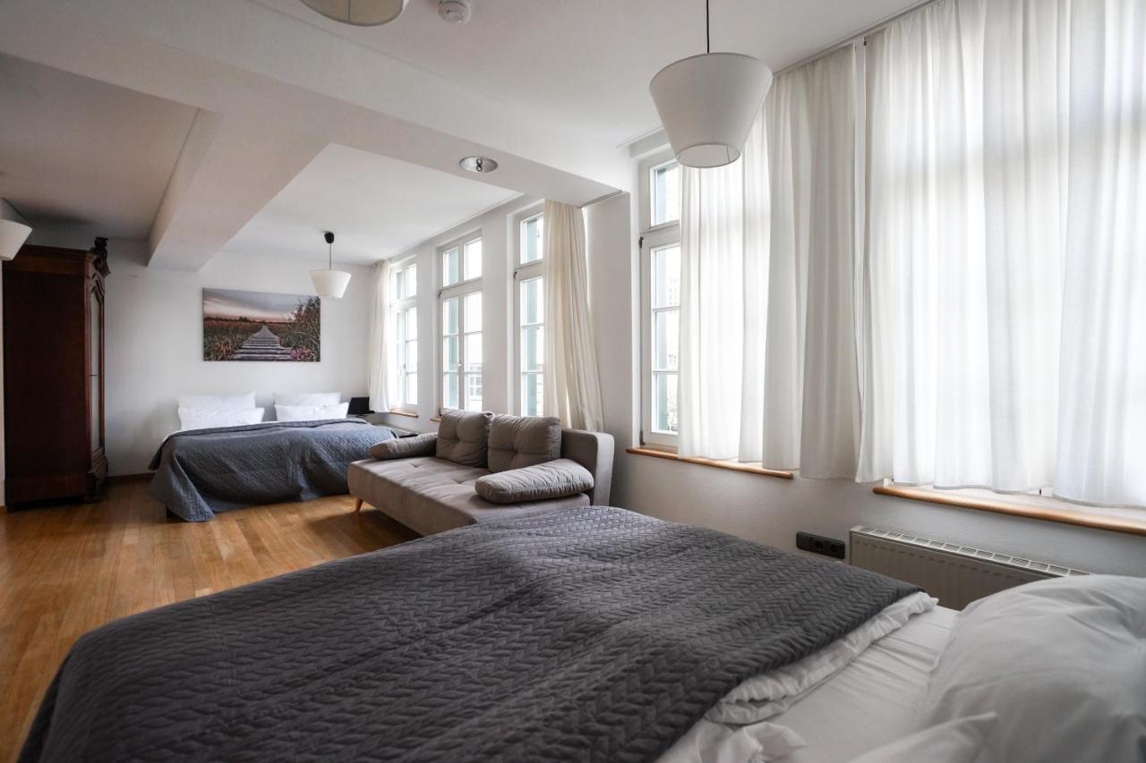Loft13 Traumhafte Wohnung Mit Terrasse Fuer 8 Gaeste Monschau Esterno foto